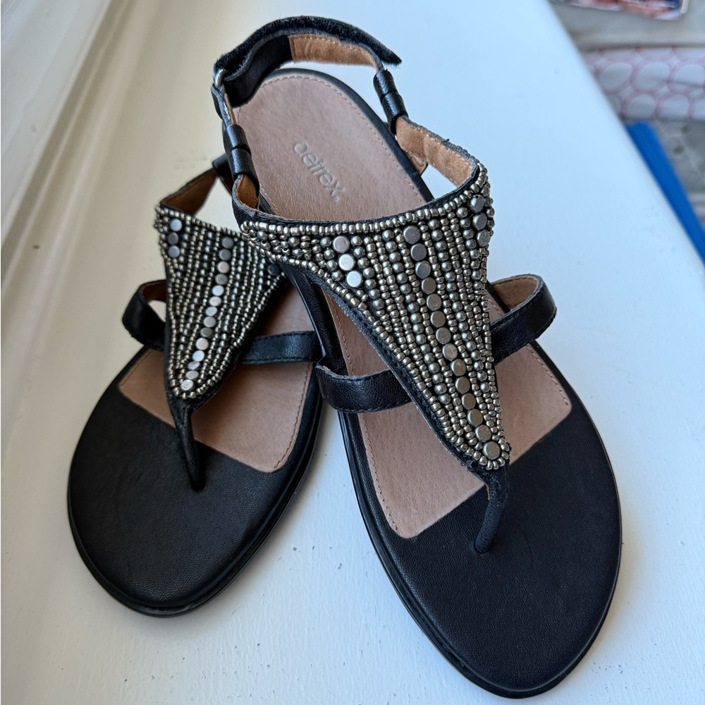 Aetrex Black Beaded Sandals